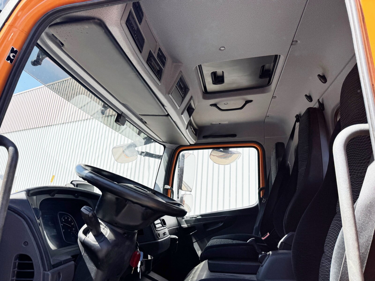 Mercedes-Benz Atego 1530 K 4x2 Atego 1530 K 4x2, Meiller 3-Seiten, 2x AHK - Tipper: picture 3 Mercedes-Benz Atego 1530 K 4x2 Atego 1530 K 4x2, Meiller 3-Seiten, 2x AHK - Tipper: picture 3