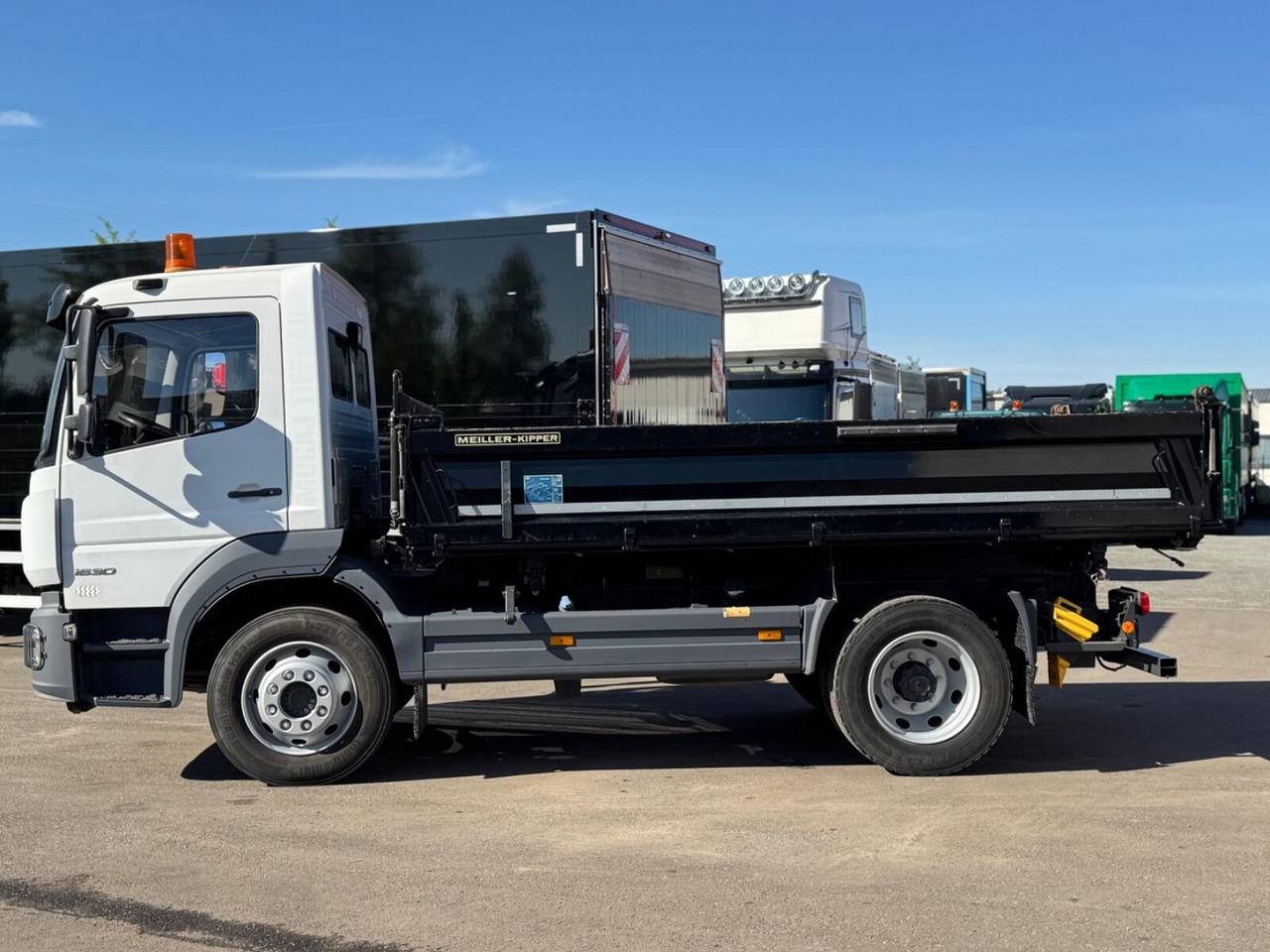 Mercedes-Benz Atego 1630 K 4x2 Atego 1630 K 4x2, 2x AHK - Tipper: picture 3 Mercedes-Benz Atego 1630 K 4x2 Atego 1630 K 4x2, 2x AHK - Tipper: picture 3