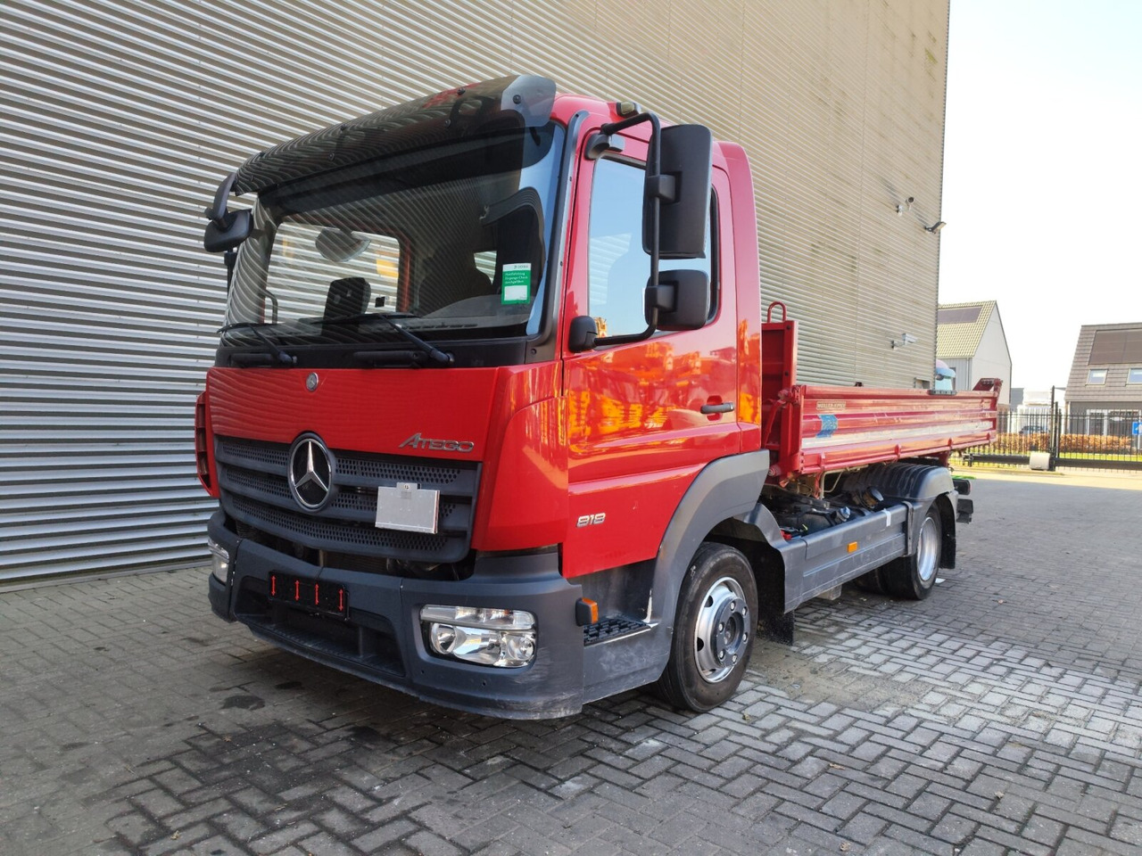 Mercedes-Benz Atego 818 K 4x2 Atego 818 K 4x2, Meiller-Kipper, 2 x AHK - Tipper: picture 1 Mercedes-Benz Atego 818 K 4x2 Atego 818 K 4x2, Meiller-Kipper, 2 x AHK - Tipper: picture 1