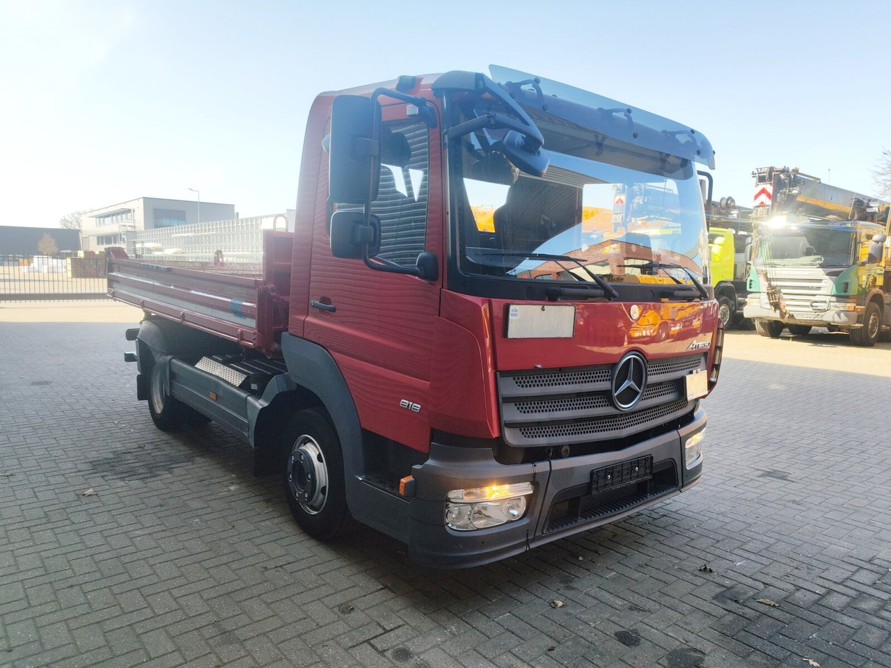 Mercedes-Benz Atego 818 K 4x2 Atego 818 K 4x2, Meiller-Kipper, 2 x AHK - Tipper: picture 5 Mercedes-Benz Atego 818 K 4x2 Atego 818 K 4x2, Meiller-Kipper, 2 x AHK - Tipper: picture 5