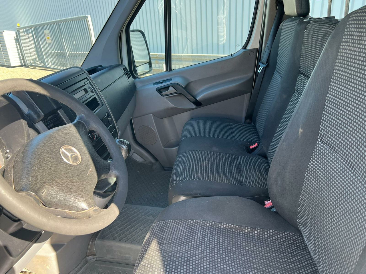 Curtain side van, Combi van Mercedes-Benz Sprinter 209 CDI 4x2 Doka Sprinter 209 CDI 4x2 Doka: picture 12 Curtain side van, Combi van Mercedes-Benz Sprinter 209 CDI 4x2 Doka Sprinter 209 CDI 4x2 Doka: picture 12