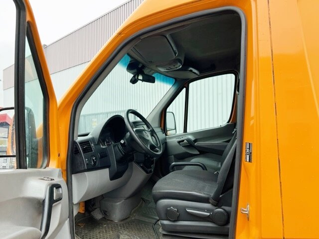 Mercedes-Benz Sprinter 515 CDI 4x2 Sprinter 515 CDI 4x2 - Panel van: picture 3 Mercedes-Benz Sprinter 515 CDI 4x2 Sprinter 515 CDI 4x2 - Panel van: picture 3