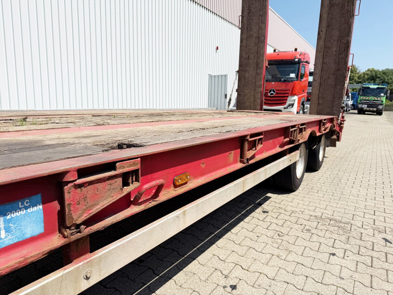 Low loader trailer for transportation of heavy machinery PT 30,0 Kompakt PT 30,0 Kompakt, verbr. auf 3m: picture 11
