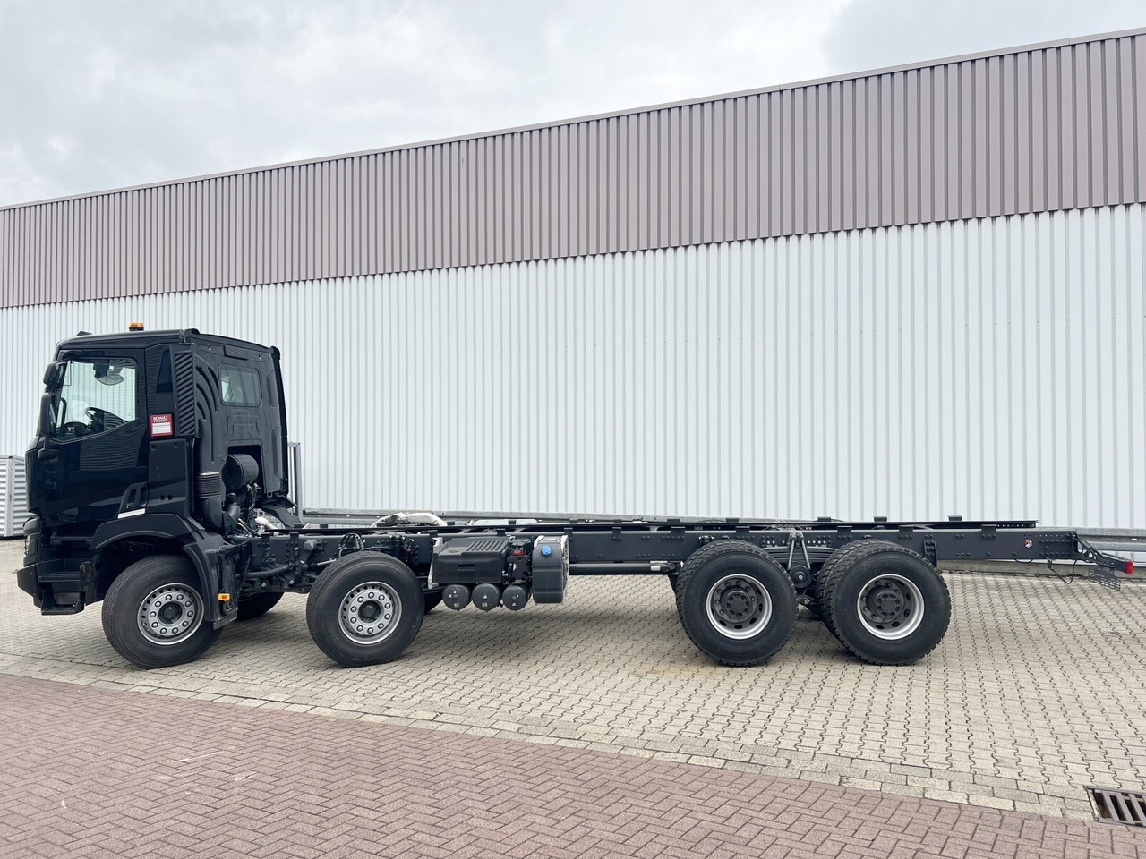 New Hook lift truck, Crane truck Renault C 480 8x4 C 480 8x4, Kran 15-35m/t: picture 12