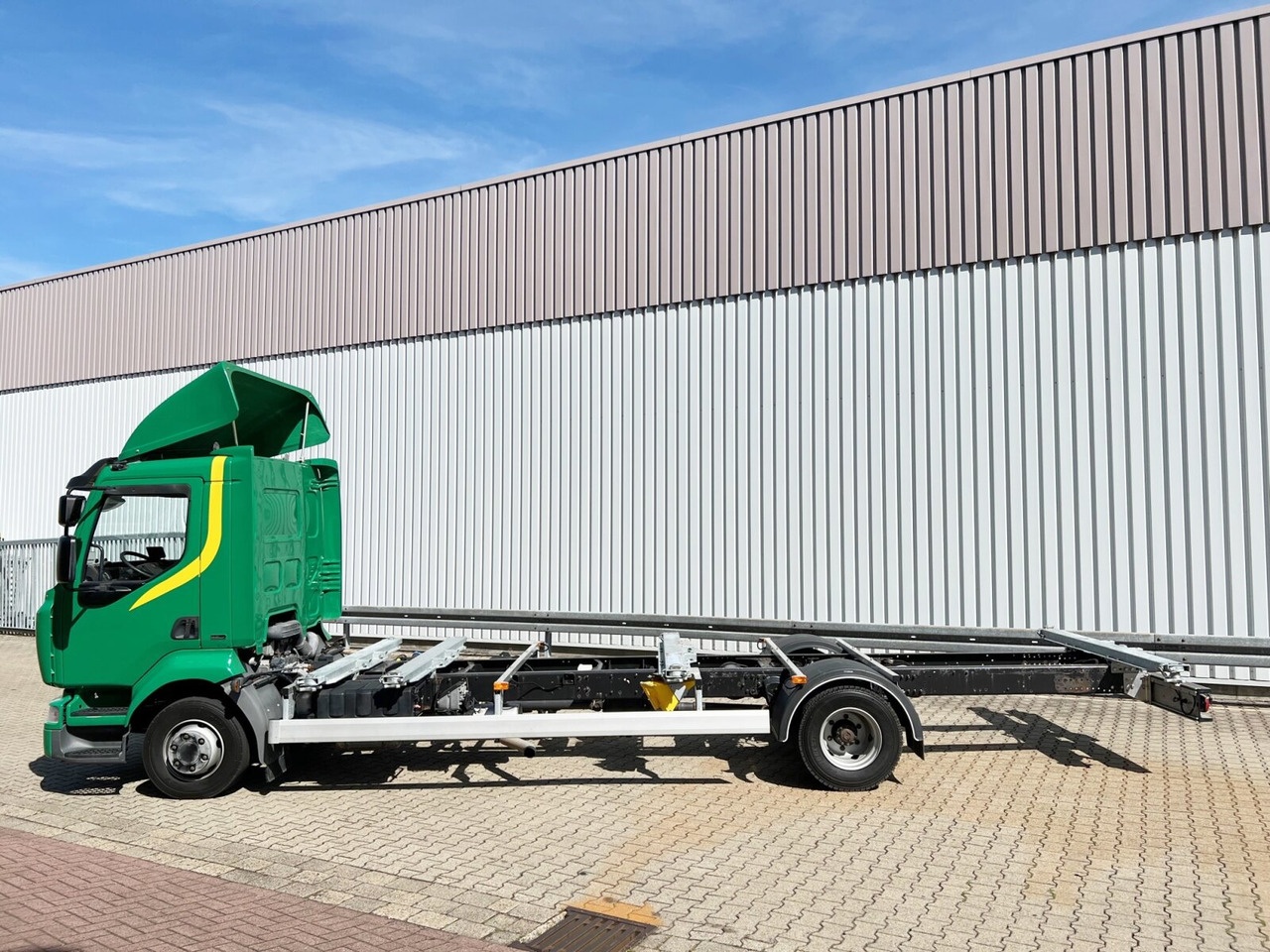 Cab chassis truck Renault Midlum 220.12 4x2 Midlum 220.12 4x2, BDF verschiedene Größen: picture 13