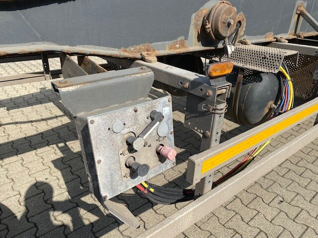 Rolo Apollo 6,5 Rolo Apollo 6,5 Schlittenabroller - Roll-off/ Skip trailer: picture 3 Rolo Apollo 6,5 Rolo Apollo 6,5 Schlittenabroller - Roll-off/ Skip trailer: picture 3