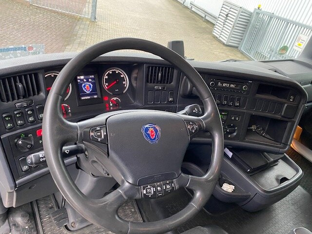 Scania R450 LB 6x2-4 R450 LB 6x2-4 Getränkekoffer, Retarder, Lift-/Lenkachse, Stapleraufnahme - Box truck: picture 5 Scania R450 LB 6x2-4 R450 LB 6x2-4 Getränkekoffer, Retarder, Lift-/Lenkachse, Stapleraufnahme - Box truck: picture 5