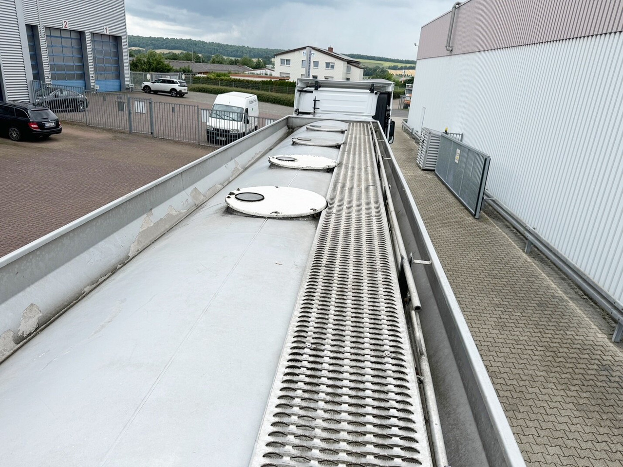 Tank semi-trailer Schrader Z-STA 24-42.7/4 Tankauflieger Z-STA 24-42.7/4, 4 Kammern, ca. 42700l, 2x Liftachse, Oben-/Untenbefüllung: picture 15