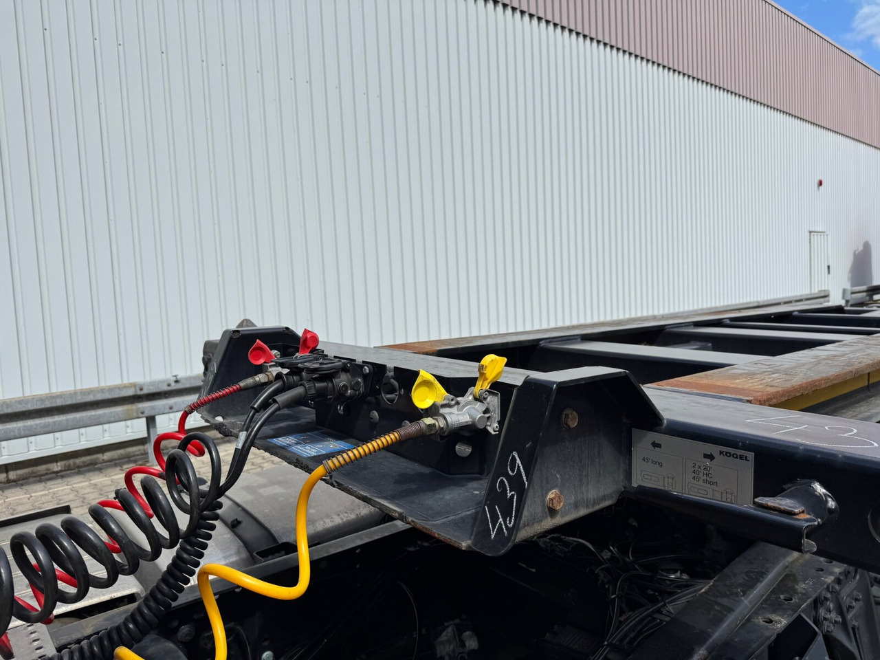 Kögel Port 45 Simplex Container-Chassis Port 45 Simplex, Container-Chassis, 20/2x20/30/40/45 Fuß, ausziehbar - Semi-trailer: picture 5 Kögel Port 45 Simplex Container-Chassis Port 45 Simplex, Container-Chassis, 20/2x20/30/40/45 Fuß, ausziehbar - Semi-trailer: picture 5
