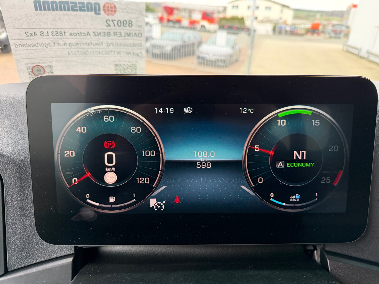 Mercedes-Benz Actros 1853 LS 4x2 Actros 1853 LS 4x2, Retarder, Navi, MultimediaCockpit, Hydraulik - Tractor unit: picture 3 Mercedes-Benz Actros 1853 LS 4x2 Actros 1853 LS 4x2, Retarder, Navi, MultimediaCockpit, Hydraulik - Tractor unit: picture 3