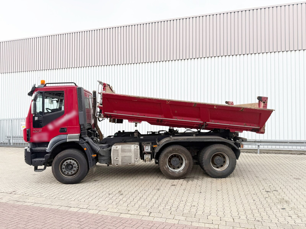 Tipper Trakker AD260T45 6x4 Trakker AD260T45 6x4, Bordmatik: picture 14