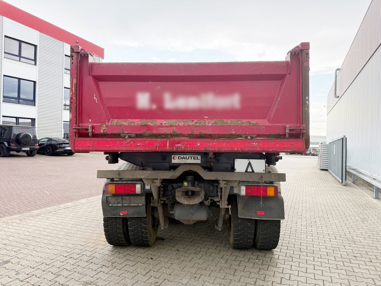 Tipper Trakker AD260T45 6x4 Trakker AD260T45 6x4, Bordmatik: picture 12