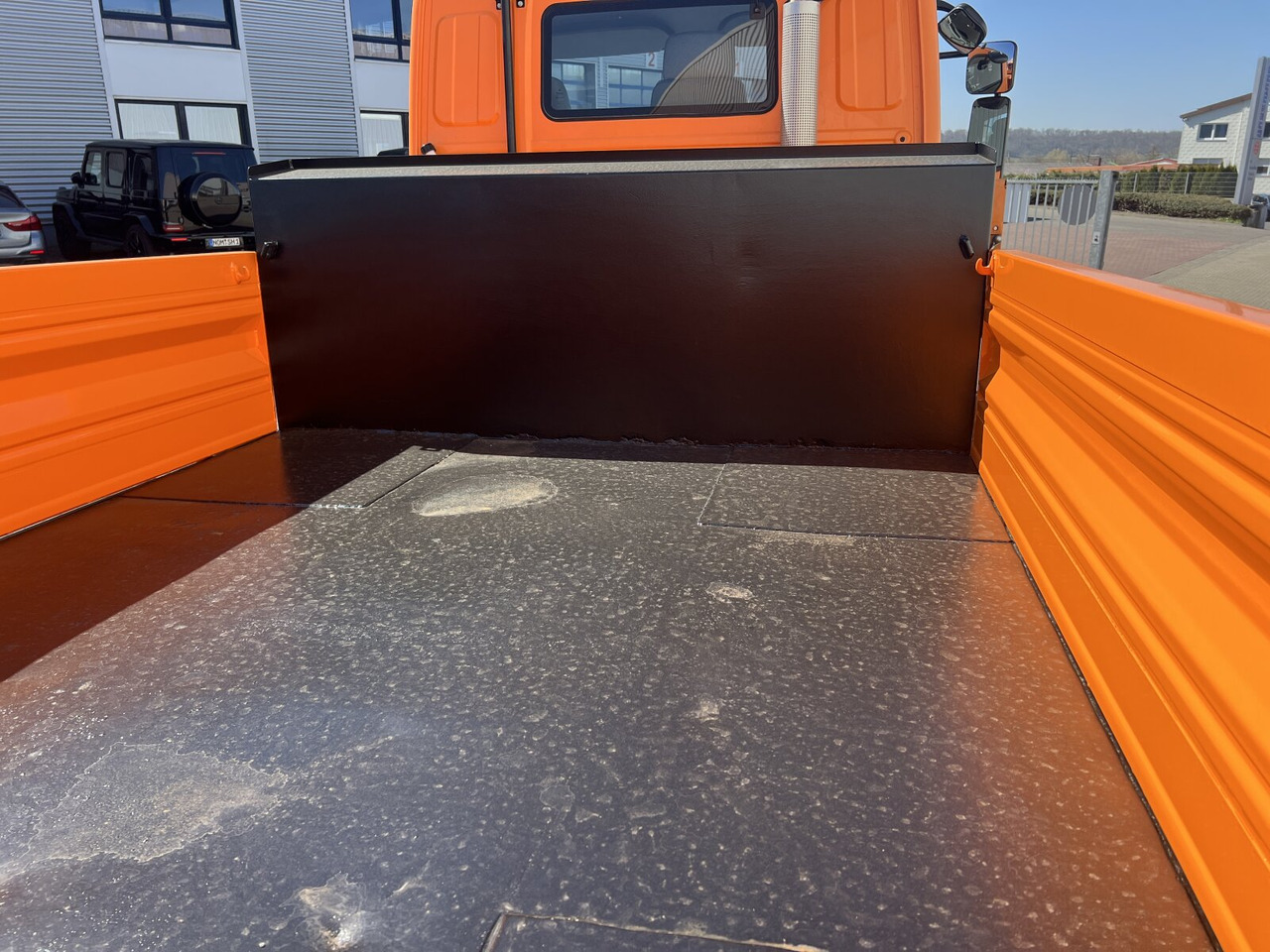 Unimog U 20 U405/70 4x4 U 20 U405/70 4x4, Kipper, Winterdienstplatte - Van: picture 2 Unimog U 20 U405/70 4x4 U 20 U405/70 4x4, Kipper, Winterdienstplatte - Van: picture 2