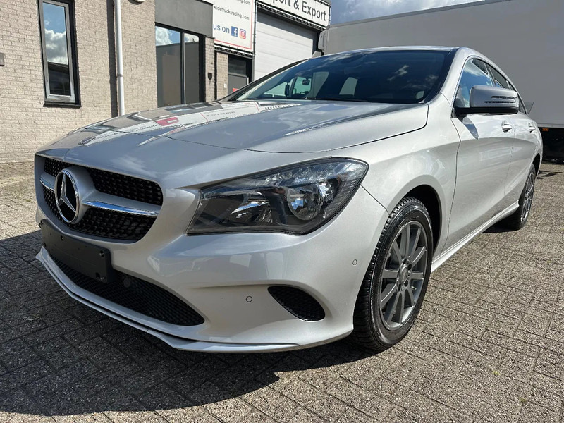 Mercedes-Benz CLA-Klasse 200 D - SHOOTING BRAKE + STANDKLIMA + NAVI - Car: picture 1 Mercedes-Benz CLA-Klasse 200 D - SHOOTING BRAKE + STANDKLIMA + NAVI - Car: picture 1