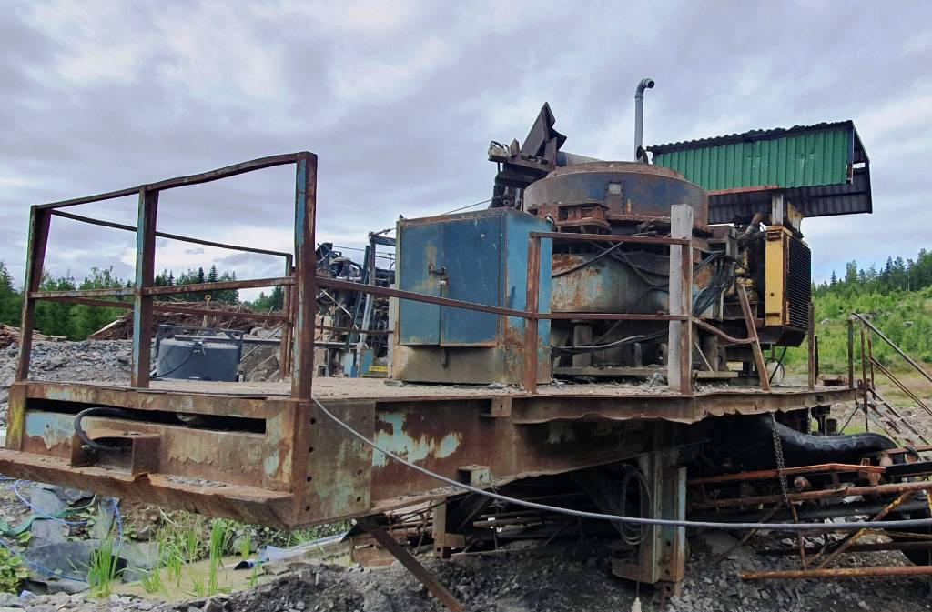 Brown Lenox Kue-Ken 1300 CT - Cone crusher: picture 3 Brown Lenox Kue-Ken 1300 CT - Cone crusher: picture 3