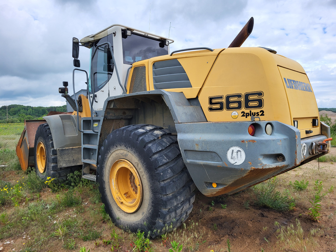 LIEBHERR L566 - Wheel loader: picture 4 LIEBHERR L566 - Wheel loader: picture 4