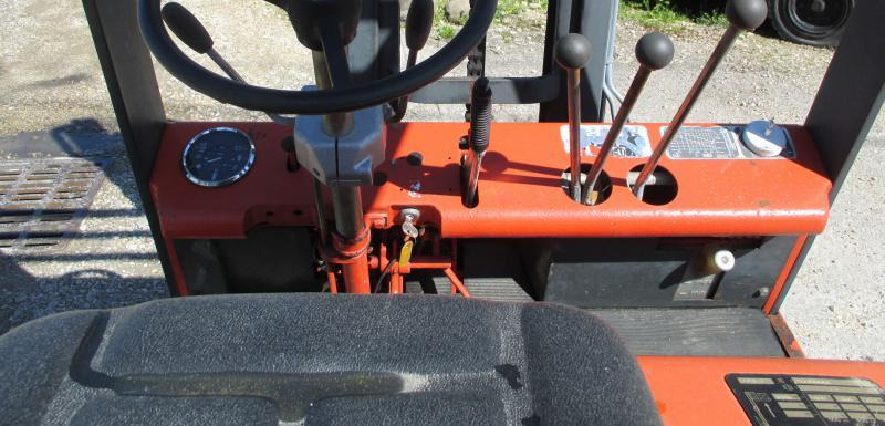 Fenwick H15T - Forklift: picture 4 Fenwick H15T - Forklift: picture 4