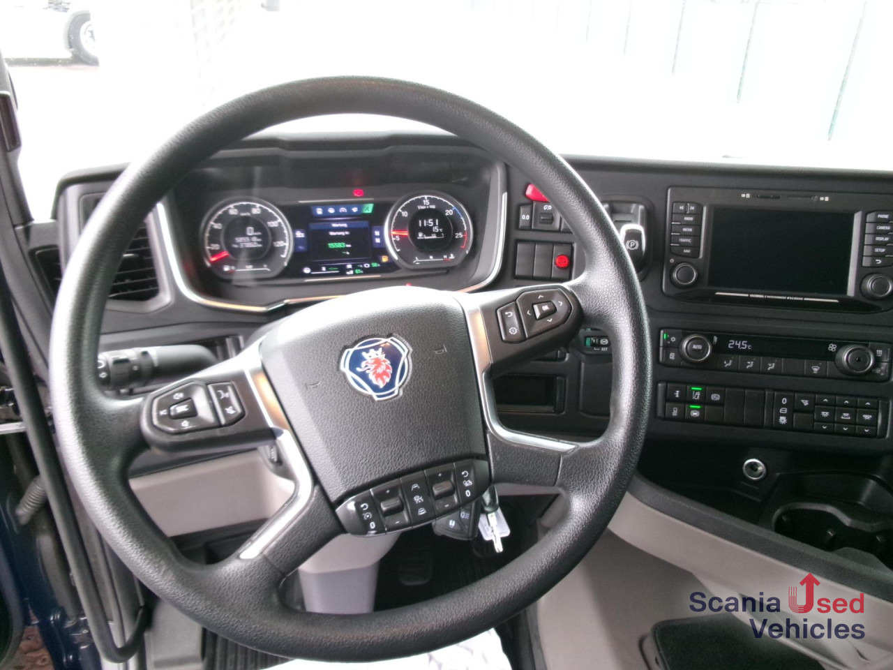 SCANIA R 450 A4x2NA - Tractor unit: picture 4 SCANIA R 450 A4x2NA - Tractor unit: picture 4