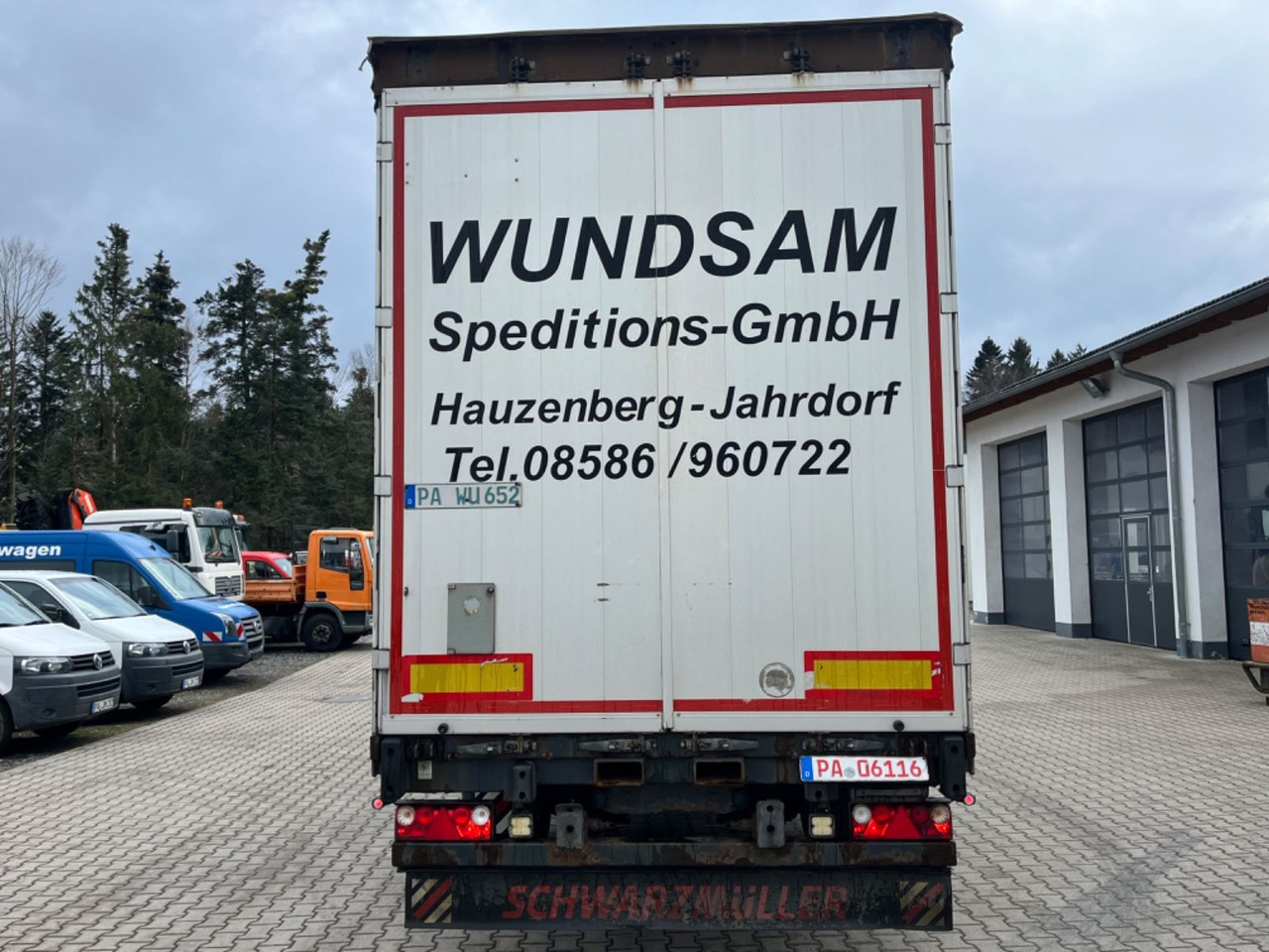 Schwarzmüller S1 Pritsche Plane Mega Stapleraufnahme Jumbo - Curtainsider semi-trailer: picture 5 Schwarzmüller S1 Pritsche Plane Mega Stapleraufnahme Jumbo - Curtainsider semi-trailer: picture 5