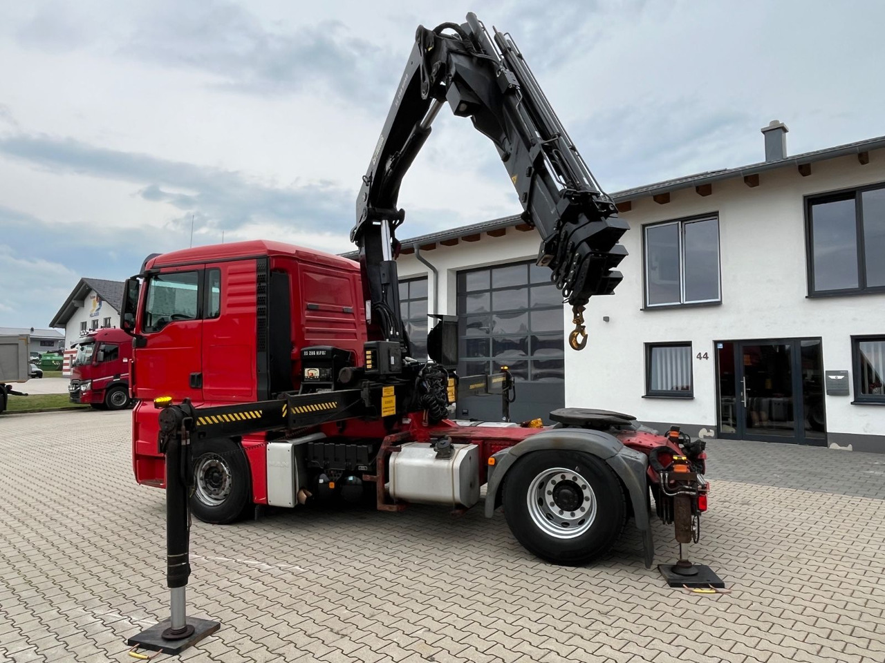 MAN TGX 18.400 mit Kran HIAB 288E P-5 HIPRO - Tractor unit: picture 2 MAN TGX 18.400 mit Kran HIAB 288E P-5 HIPRO - Tractor unit: picture 2