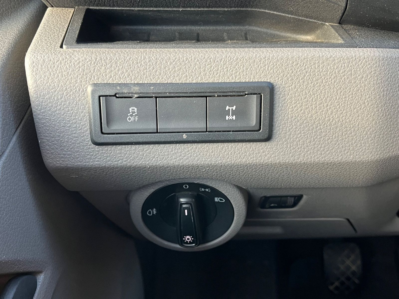 Curtain side van, Combi van Volkswagen T6.1 DOKA Pritsche 4x4 Sperre Standheizung: picture 14