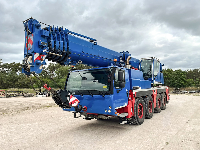 Liebherr LTM 1070-4.2 - Mobile crane: picture 1 Liebherr LTM 1070-4.2 - Mobile crane: picture 1