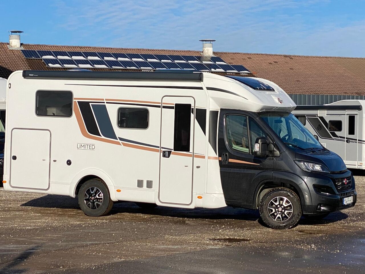 Bürstner Limited T 690 G Riva Loft - Semi-integrated motorhome: picture 2 Bürstner Limited T 690 G Riva Loft - Semi-integrated motorhome: picture 2