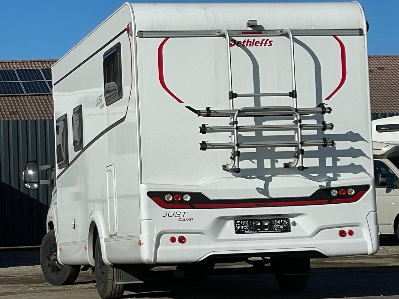 Dethleffs Just T 7052 EB mit Hubbett,Fiat,Markise,RFK - Semi-integrated motorhome: picture 5 Dethleffs Just T 7052 EB mit Hubbett,Fiat,Markise,RFK - Semi-integrated motorhome: picture 5