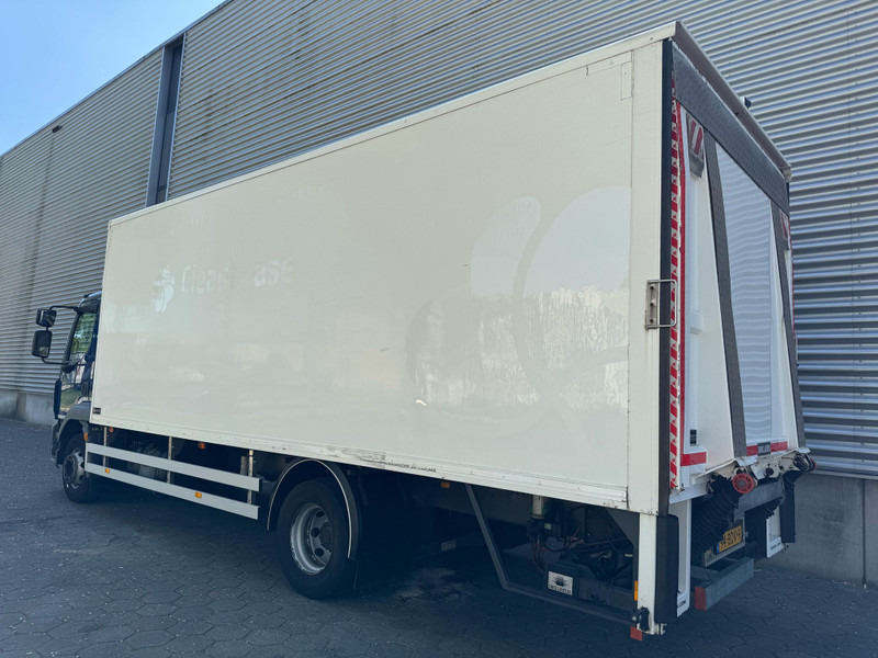 DAF LF 220 / 16 Tons / Tail Lift / 6 Cilinder / TUV:7-2025 / NL Truck - Box truck: picture 2 DAF LF 220 / 16 Tons / Tail Lift / 6 Cilinder / TUV:7-2025 / NL Truck - Box truck: picture 2