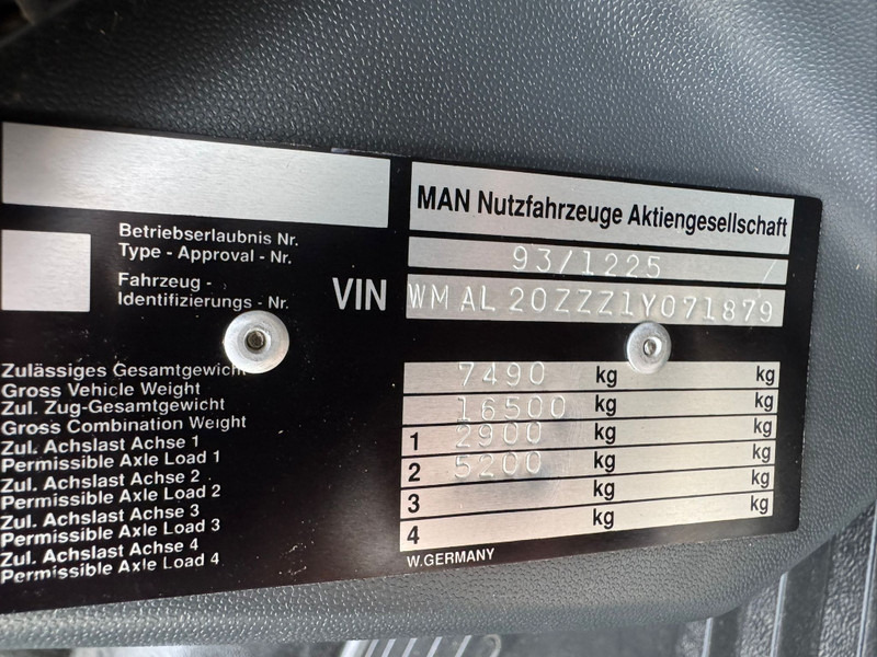 Box truck MAN 8.163 / Tail Lift / Manual / 3 Seats / Belgium Truck: picture 17