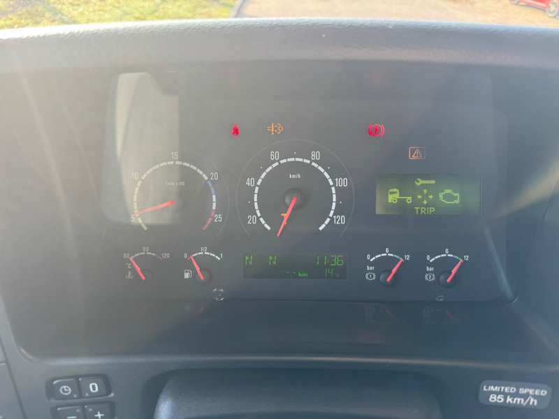 Tractor unit Scania R 380 / HighLine / Opti Cruise / NL Truck: picture 15 Tractor unit Scania R 380 / HighLine / Opti Cruise / NL Truck: picture 15