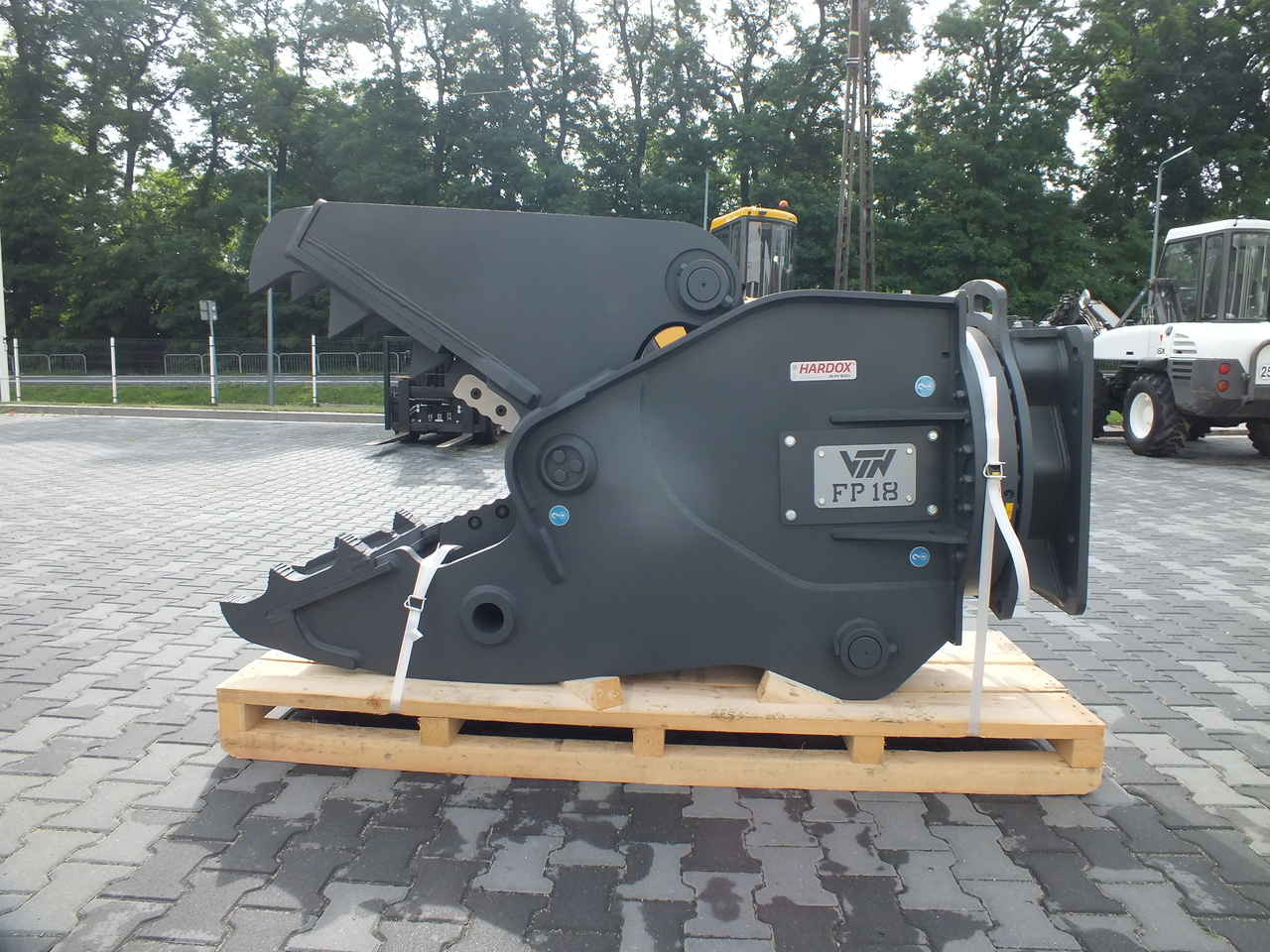 VTN FP 18 Hydraulic Rotating Pulveriser Crusher 1990 KG - Demolition shears for Excavator: picture 2 VTN FP 18 Hydraulic Rotating Pulveriser Crusher 1990 KG - Demolition shears for Excavator: picture 2