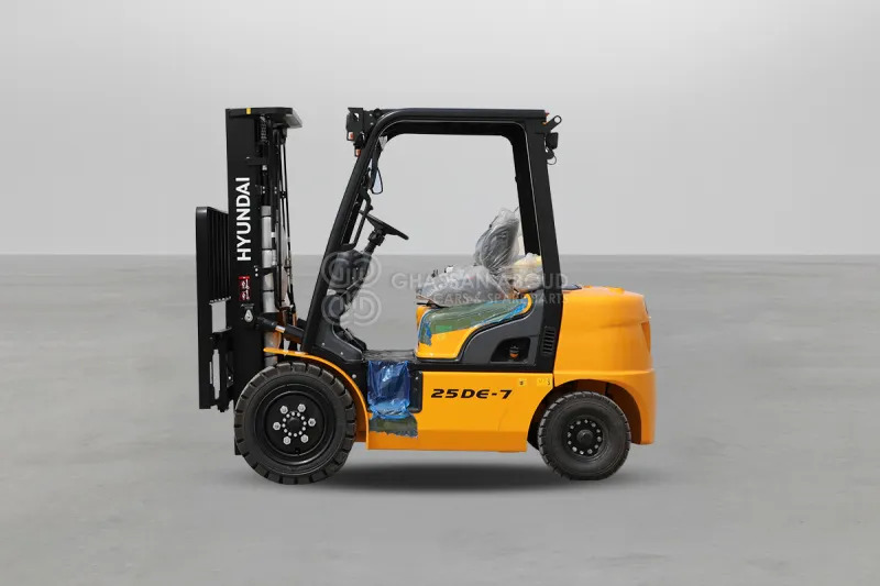 Hyundai Forklift 25DE-7 2.5 TONS DIESEL 3 STAGE - Diesel forklift: picture 2 Hyundai Forklift 25DE-7 2.5 TONS DIESEL 3 STAGE - Diesel forklift: picture 2