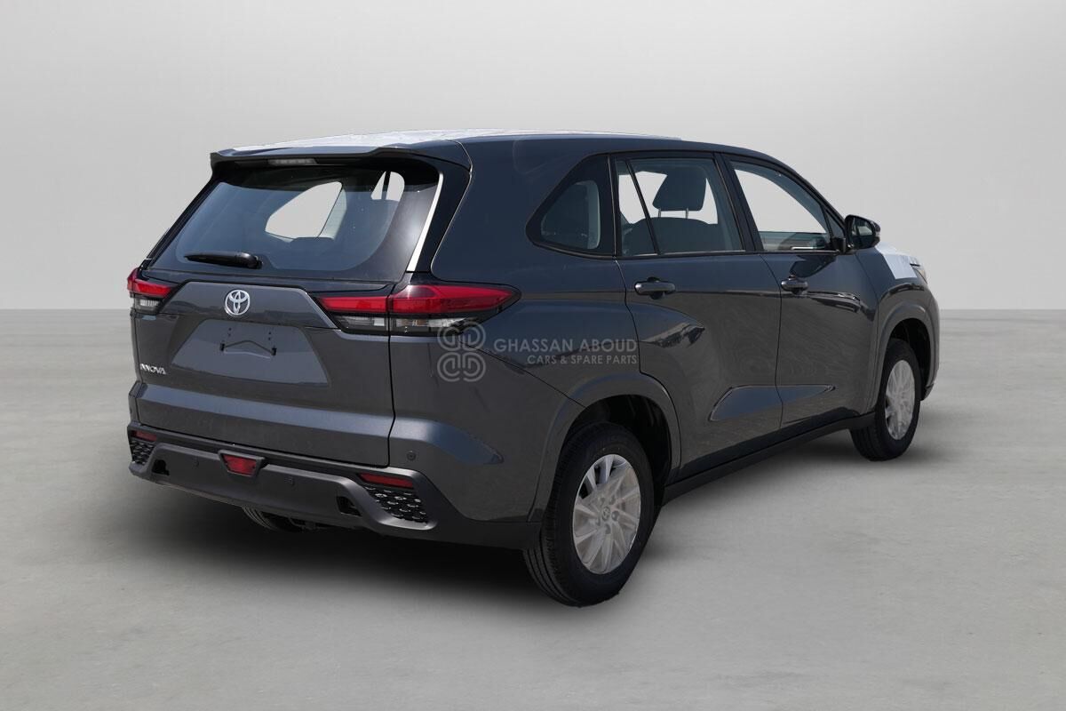 Toyota Innova Front Wheel Drive - SUV: picture 3 Toyota Innova Front Wheel Drive - SUV: picture 3