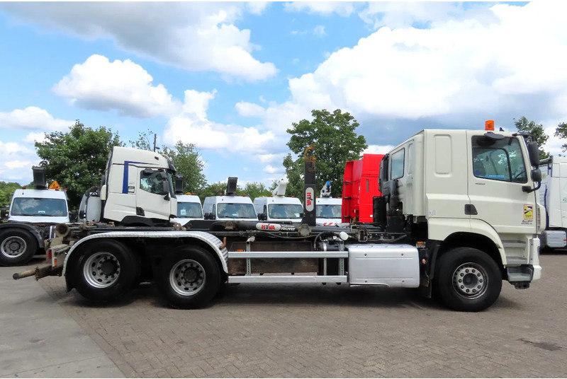 DAF CF 460 HYVA, Frigo, sleeper.RETARDER, EXCELLENT CONDITION/ STAAT!! - Hook lift truck: picture 4 DAF CF 460 HYVA, Frigo, sleeper.RETARDER, EXCELLENT CONDITION/ STAAT!! - Hook lift truck: picture 4