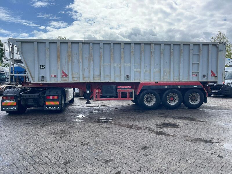 Stas Volume 40m3, 3 axels spring, Alu - Tipper semi-trailer: picture 5 Stas Volume 40m3, 3 axels spring, Alu - Tipper semi-trailer: picture 5