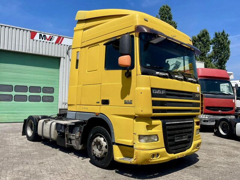 DAF XF 105.410 FRIGO - Tractor unit: picture 2 DAF XF 105.410 FRIGO - Tractor unit: picture 2