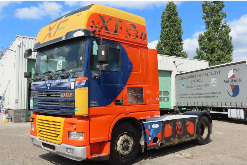 DAF XF 530 type E4, Manual!!! - Tractor unit: picture 2 DAF XF 530 type E4, Manual!!! - Tractor unit: picture 2
