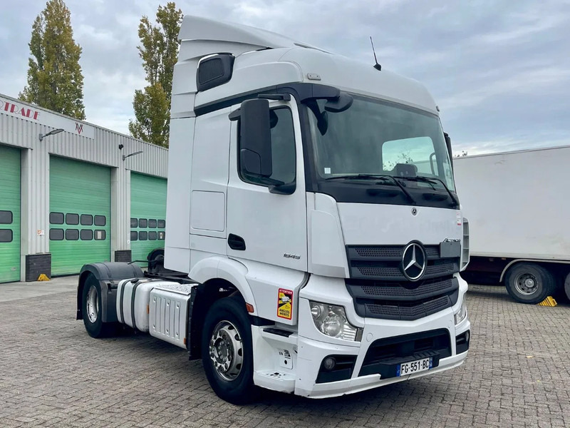 Mercedes-Benz Actros 1845 vin: WDF9634031C008330 , 2 tanks, France clean truck - Tractor unit: picture 1 Mercedes-Benz Actros 1845 vin: WDF9634031C008330 , 2 tanks, France clean truck - Tractor unit: picture 1