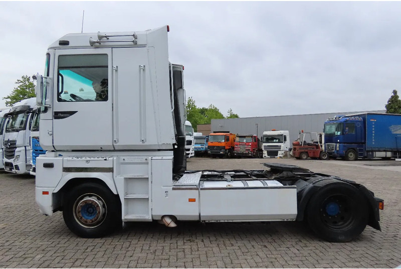 Renault Magnum 440 149963 km only! - Tractor unit: picture 4 Renault Magnum 440 149963 km only! - Tractor unit: picture 4