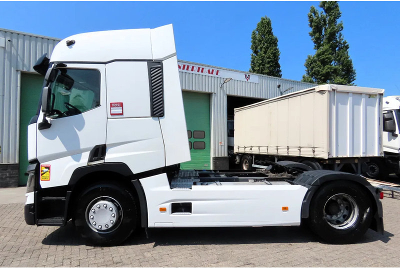Renault T460 VF611A160FD007308 RETARDER, FRIGO, CLIMA, 2015 - Tractor unit: picture 4 Renault T460 VF611A160FD007308 RETARDER, FRIGO, CLIMA, 2015 - Tractor unit: picture 4