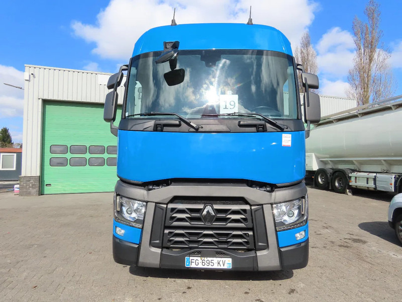 Renault T460 VF611A163KD031757 EURO 6D, RETARDER, GREAT CONDITION - Tractor unit: picture 2 Renault T460 VF611A163KD031757 EURO 6D, RETARDER, GREAT CONDITION - Tractor unit: picture 2