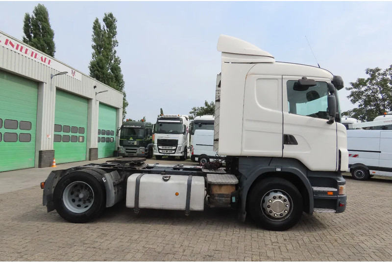 Scania R420 2 tanks, 2 beds, manual gearbox - Tractor unit: picture 4 Scania R420 2 tanks, 2 beds, manual gearbox - Tractor unit: picture 4