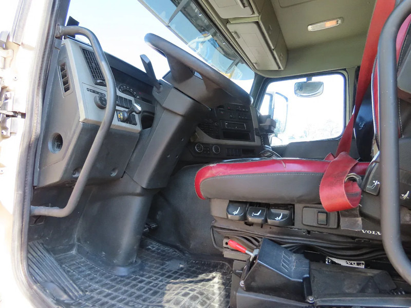Tractor unit Volvo FM 450 YV2XZ0AXFB708913, APK tot 12-01-2026 ! PTO/Hydrailic, France truck!: picture 13