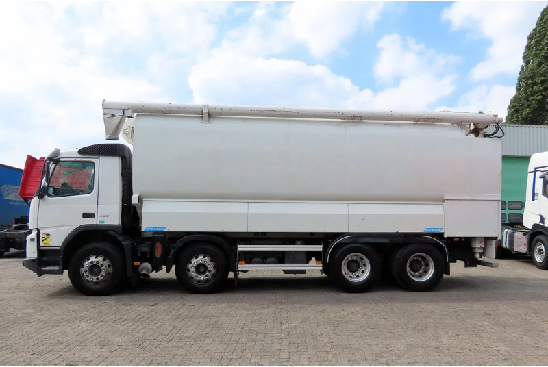 Tank truck Volvo FMX 450 8x4 AUGER, radio control, 7 COMP. Full Volvo Service! . EXCELLENT condition: picture 5