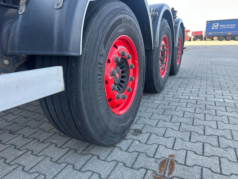 Container transporter/ Swap body semi-trailer Burg 20FT / 20FT SWAP ADR (EX/II, EX/III, FL, AT) Chassis, 3.690kg, SAF INTRADISC, 2x Liftaxle, NL-chassis, APK/ADR: 08-2025: picture 16