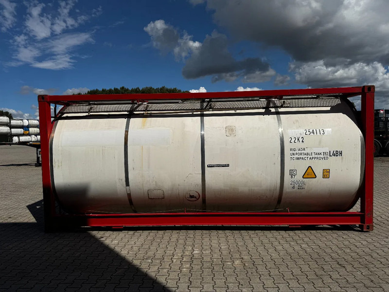 CIMC 20FT ISO, 25.050L / 1-COMP / 3 BAFFELS / T12 / 22K2 / 4 manholes / ADR valid until 11/2026 - Storage tank: picture 3 CIMC 20FT ISO, 25.050L / 1-COMP / 3 BAFFELS / T12 / 22K2 / 4 manholes / ADR valid until 11/2026 - Storage tank: picture 3