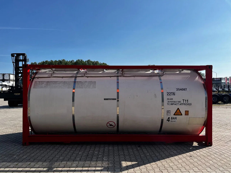 CIMC 20FT ISO, 25.080L/1-COMP/3 BAFFELS/4 manholes, ADR valid until 11/2026 - Storage tank: picture 4 CIMC 20FT ISO, 25.080L/1-COMP/3 BAFFELS/4 manholes, ADR valid until 11/2026 - Storage tank: picture 4