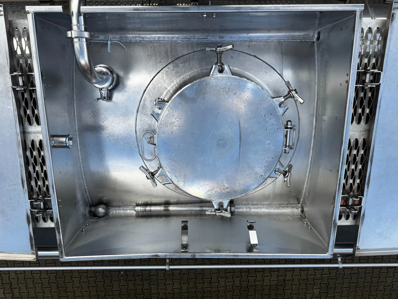 Leasing of Feldbinder LEBENSMITTEL / LEVENSMIDDELEN FOOD / 33.500L / 3-COMP / PUMPE / INOX / NL-trailer / APK: 05-2026 Feldbinder LEBENSMITTEL / LEVENSMIDDELEN FOOD / 33.500L / 3-COMP / PUMPE / INOX / NL-trailer / APK: 05-2026: picture 12 Leasing of Feldbinder LEBENSMITTEL / LEVENSMIDDELEN FOOD / 33.500L / 3-COMP / PUMPE / INOX / NL-trailer / APK: 05-2026 Feldbinder LEBENSMITTEL / LEVENSMIDDELEN FOOD / 33.500L / 3-COMP / PUMPE / INOX / NL-trailer / APK: 05-2026: picture 12