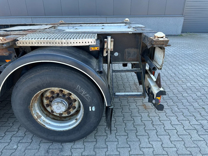 Container transporter/ Swap body semi-trailer Van Hool 20FT/30FT, ADR (EX/II, EX/III, FL, OX, AT), SAF, drum, liftaxle, NL-Chassis: picture 16